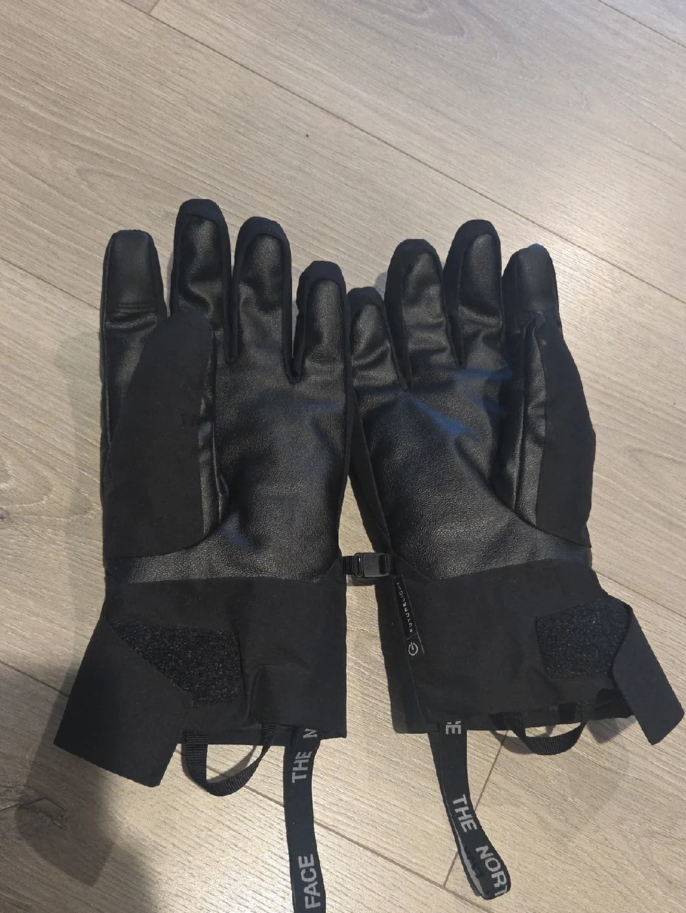 The North Face Futurelight Gloves